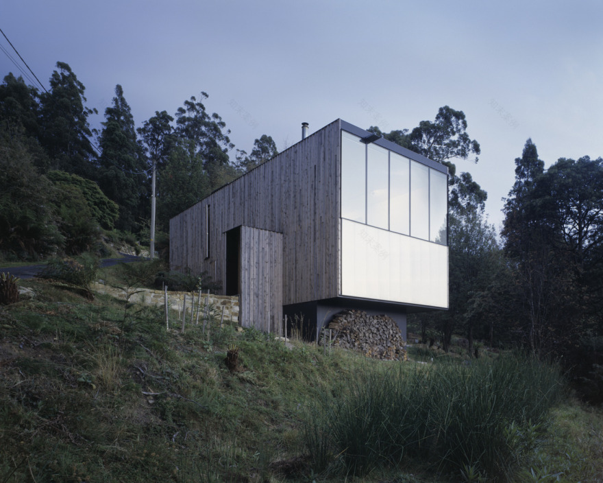 Wooden Clad House on a Hillside of Mount Wellington in Australia-4