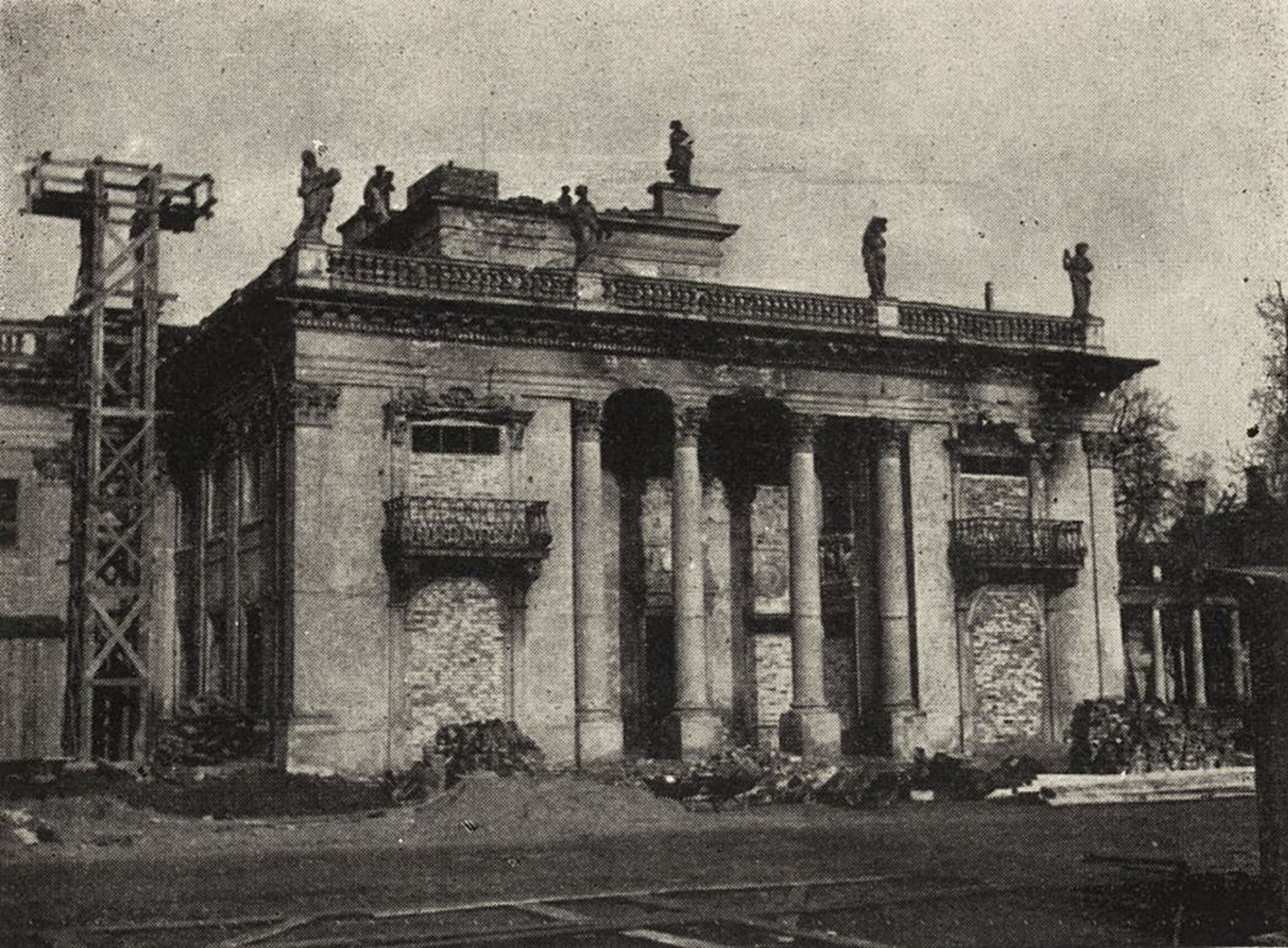 华沙皇家浴场公园内的岛屿宫丨波兰华沙丨蒂尔曼·冯·加默伦,多米尼克·梅林等-69