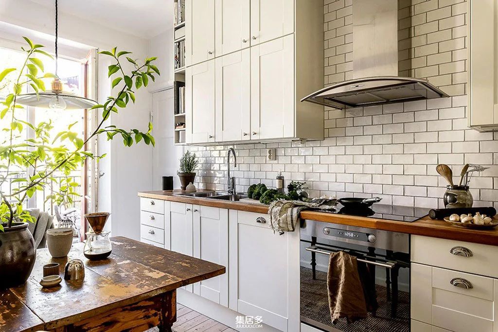 复古温暖明亮的斯堪的纳维亚公寓-28