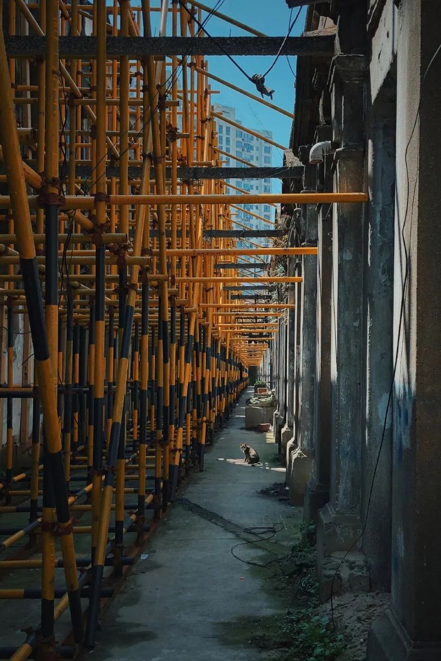 城市切片 · 建筑师王俊锋的手机影像城市观察丨中国北京-25