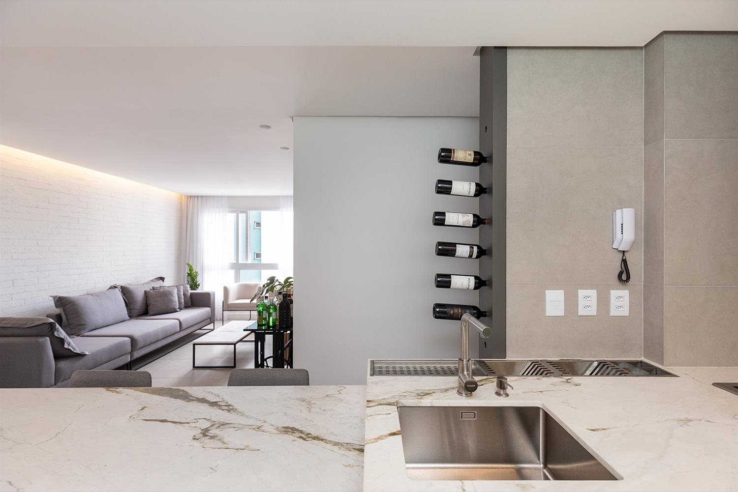 温馨舒适的 ME 公寓 | 木质与自然的完美结合-3