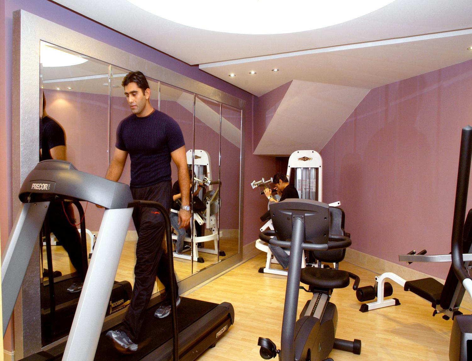 )Le Meridien Tower Kuwait, Dasman, Kuwait-16