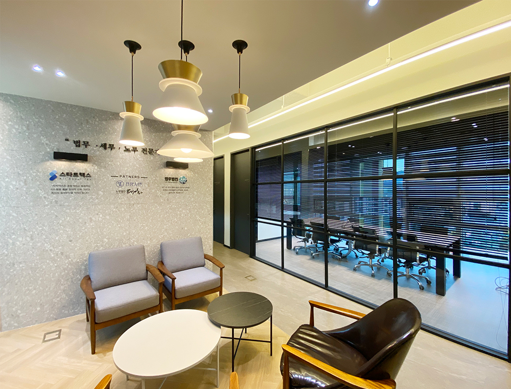 现代简约 90 平米律师事务所办公室设计-7