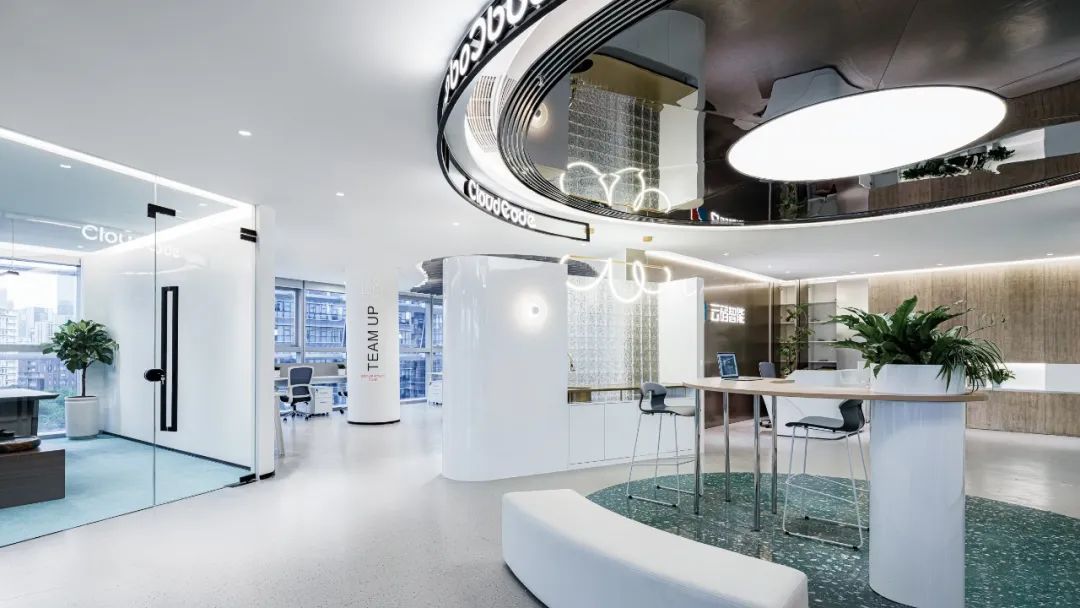 云码智能:流线型几何办丨中国广州丨冠臣设计-11