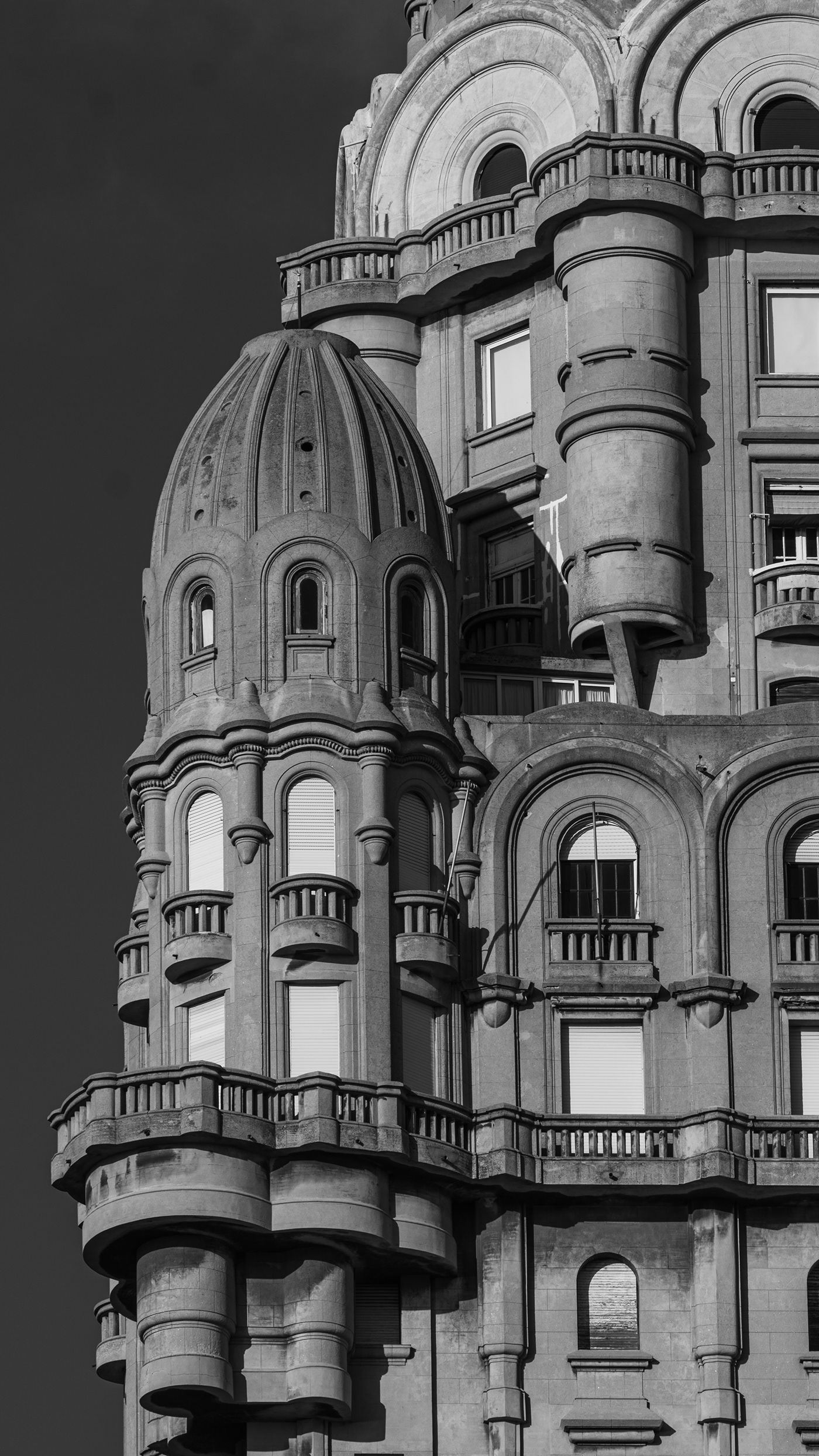 灰调蒙特维多-0