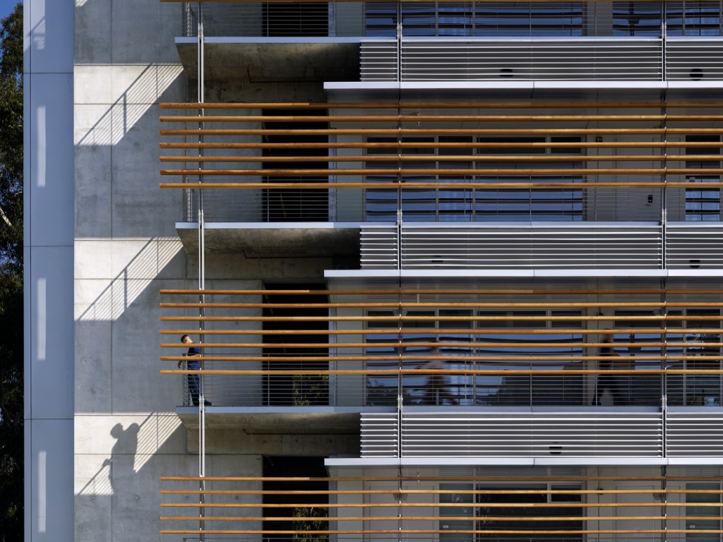 UCLA Eli - Edythe Broad Art Center Richard Meier-2