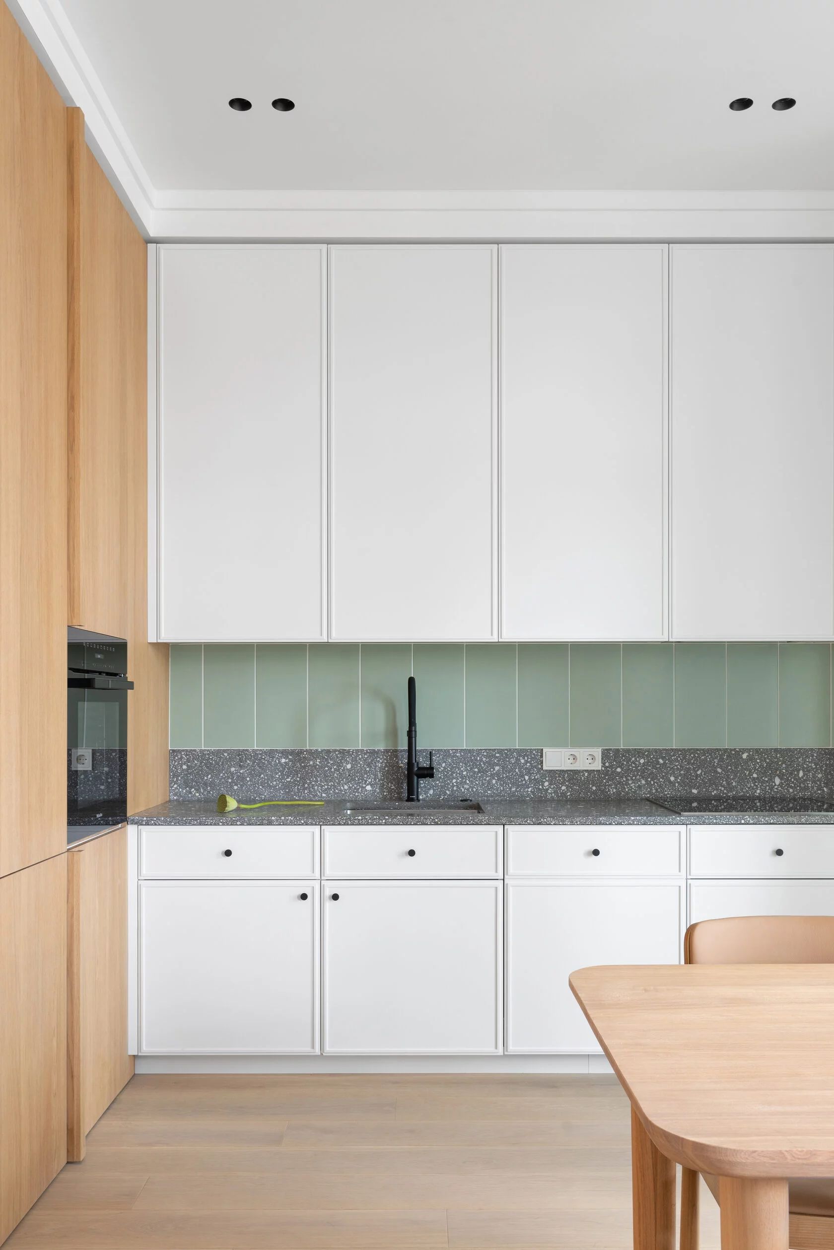 66㎡一居室,用一抹绿点亮整个空间丨俄罗斯莫斯科丨BUREAUSLOVO-23