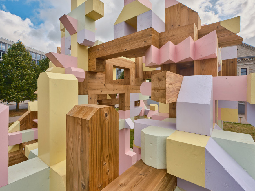 全球首个 NFT 社区共建建筑在爱沙尼亚落成-23