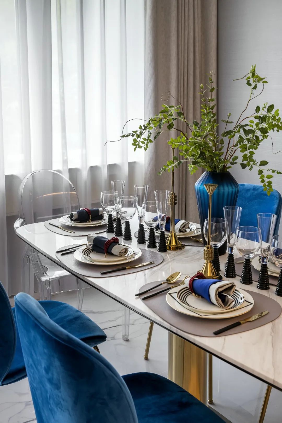 未来城高层 99 户型 | 克莱因蓝的现代艺术空间-23