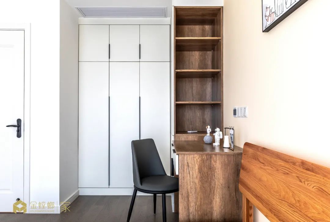 126㎡现代 INS 风婚房，简约优雅，多功能书房，生活美学新定义！-46