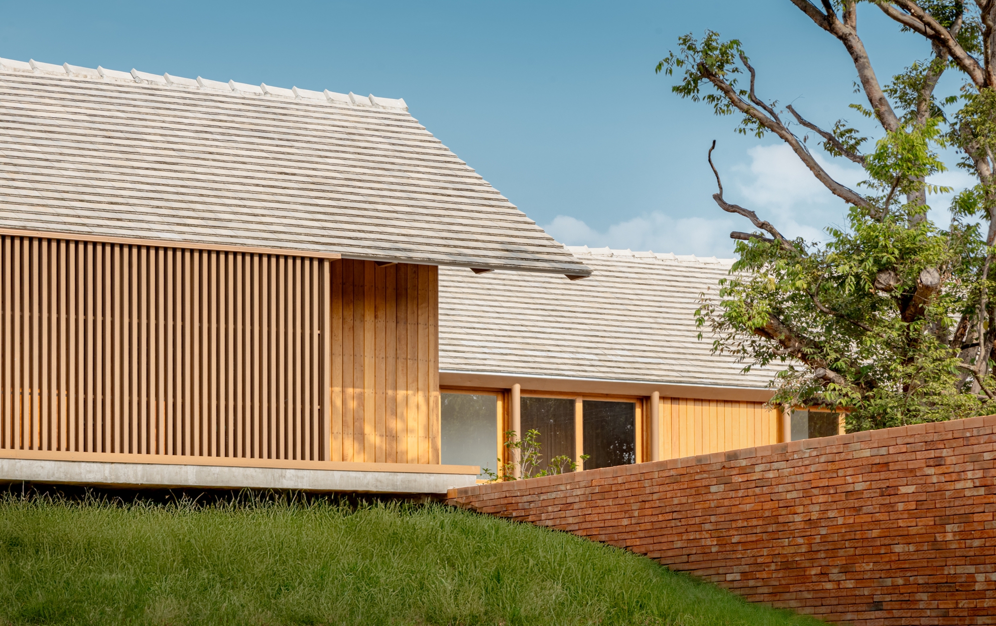 班苏德塞恩苏克（注：这是音译，Baan常见有村、屋等含义，SudSaenSuk可能是特定名称） 丨泰国清莱丨BodinChapa Architects-37