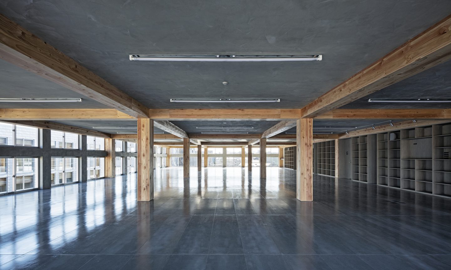 面白法人カヤック 研究開発棟・ぼくらの会議棟  Suppose Design-2