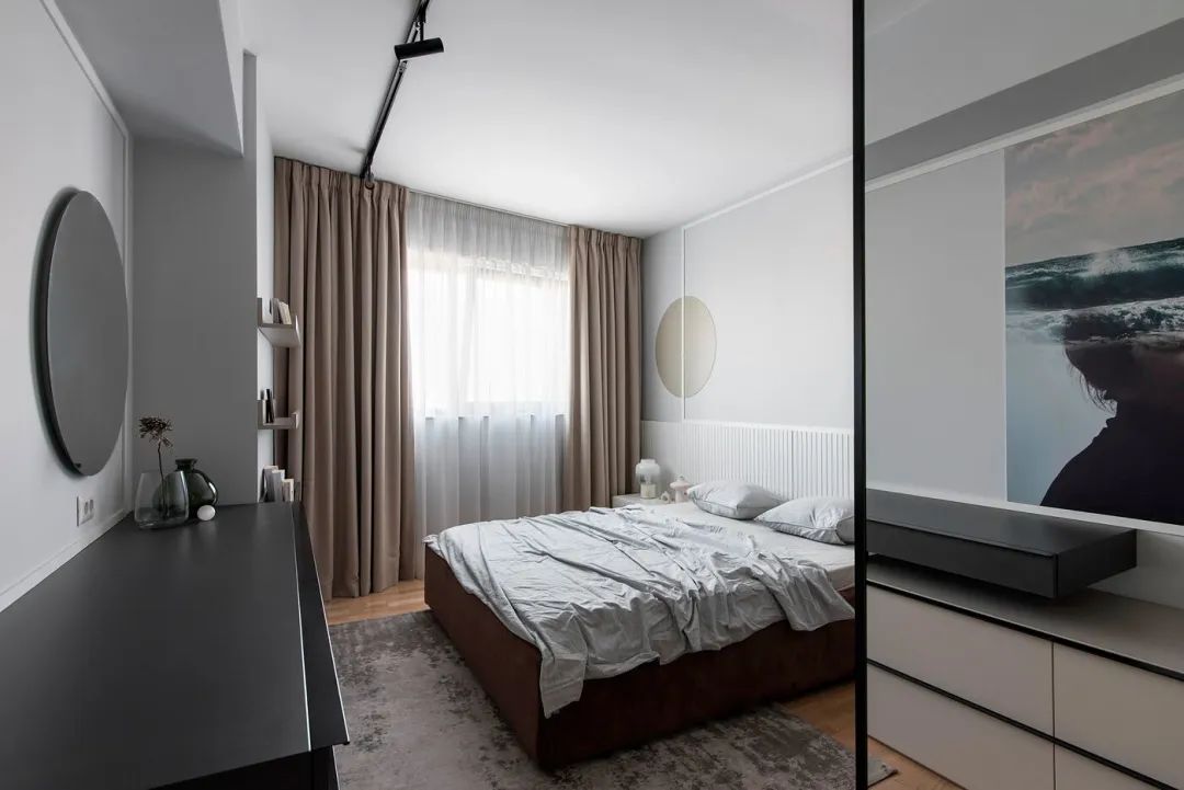 布加勒斯特 CityZen 现代简约出租公寓设计-16