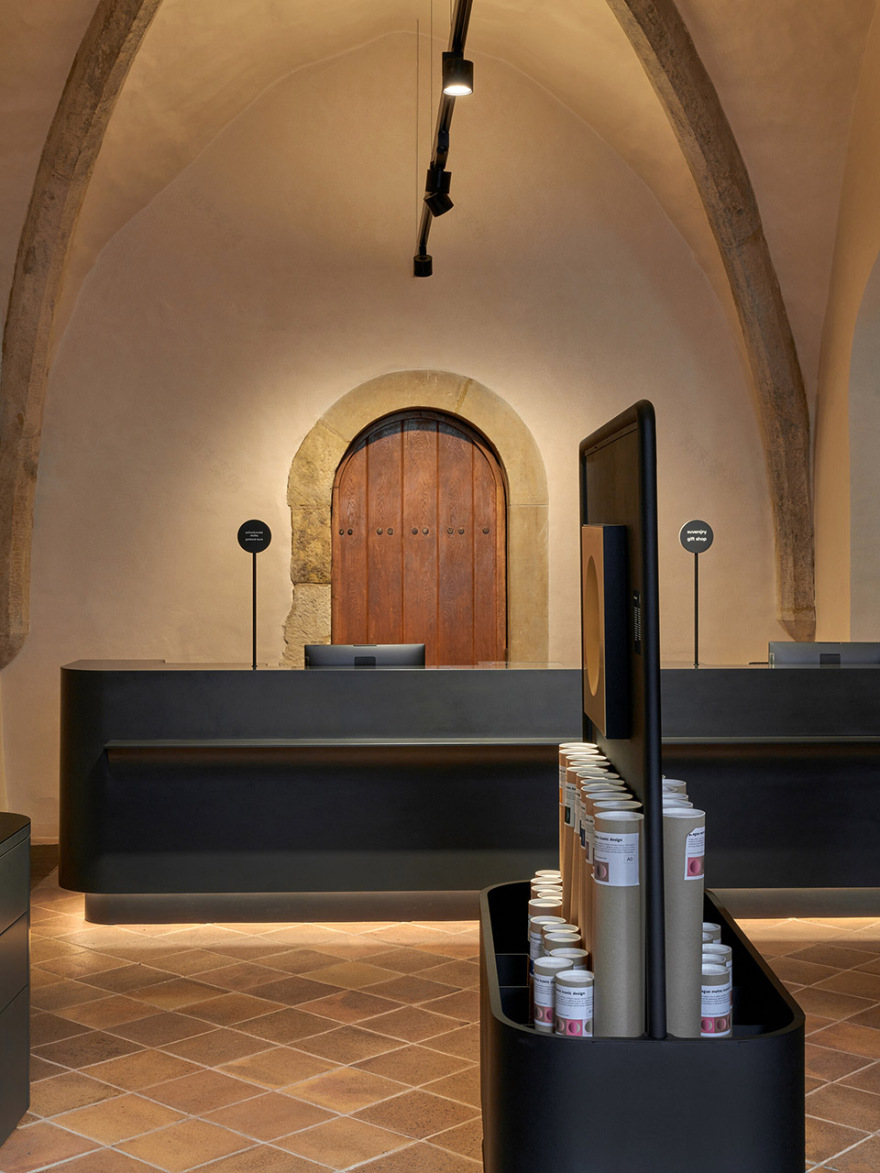 市政厅首层微更新丨捷克丨Studio Olgoj Chorchoj-16