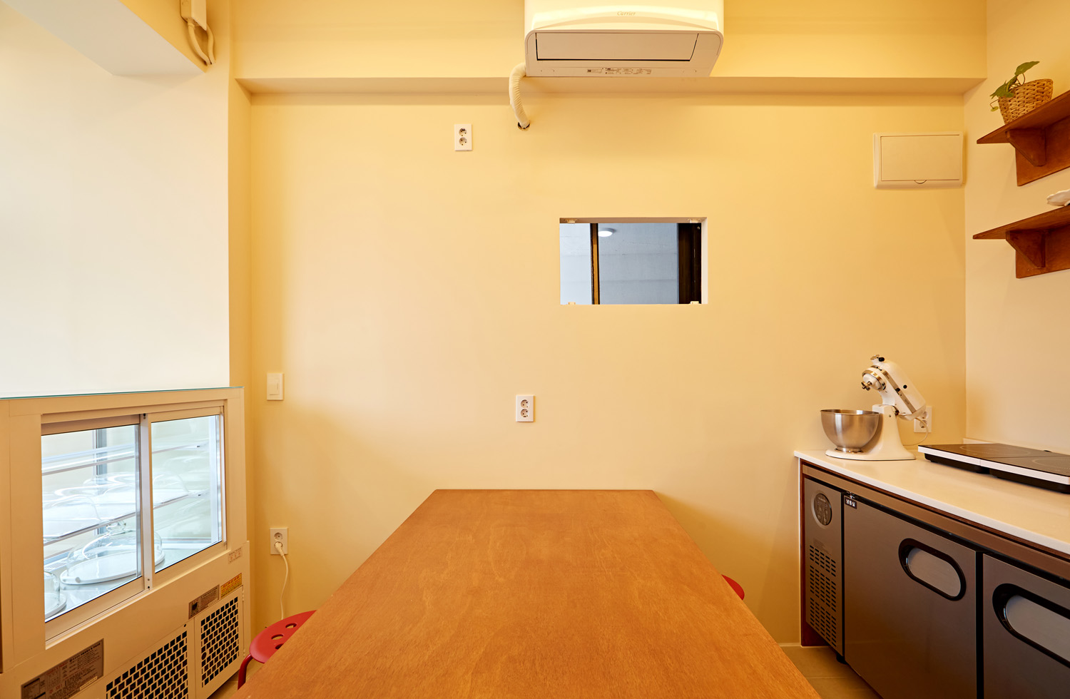 四平米极简美食空间，展现温馨小窝魅力-6