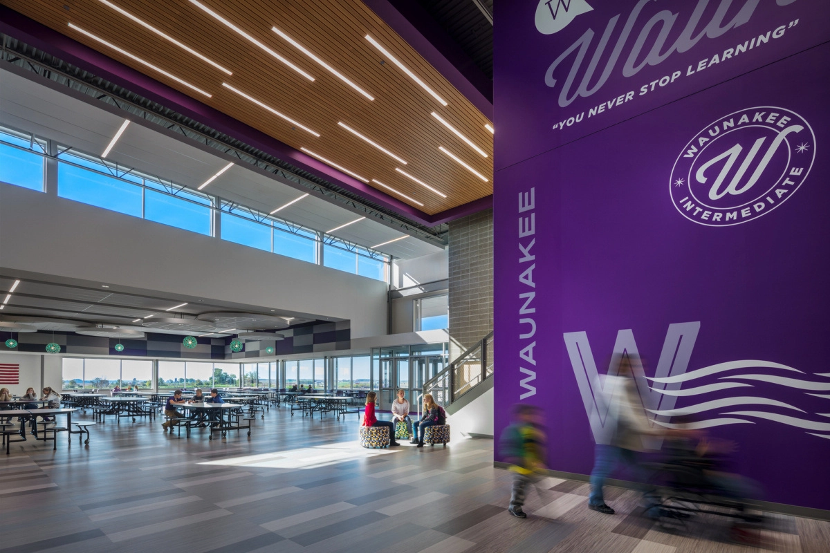 沃纳基中级学校-9