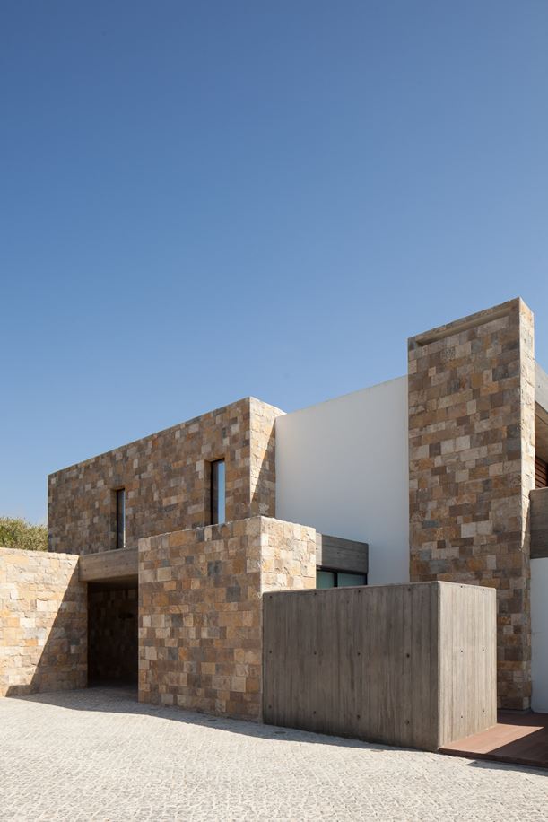 大沙滩上的房子-36