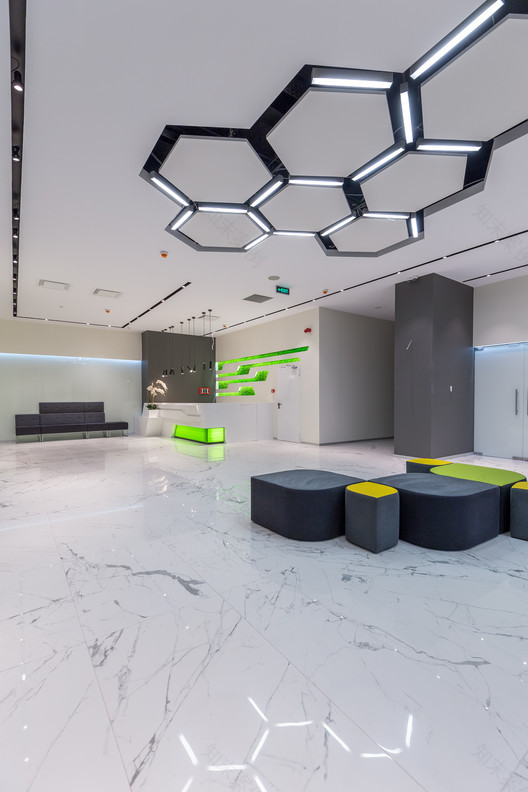 H · Avenue 现代城市建筑的精致解读-21