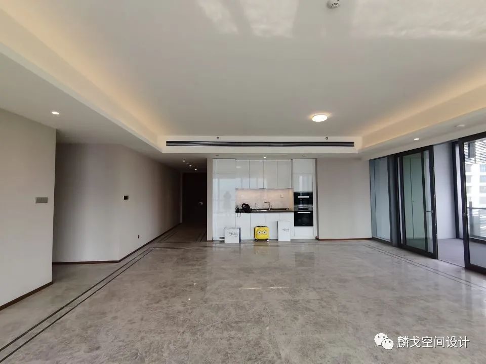 重庆来福士轻奢大平层丨中国重庆丨麟戈设计-37