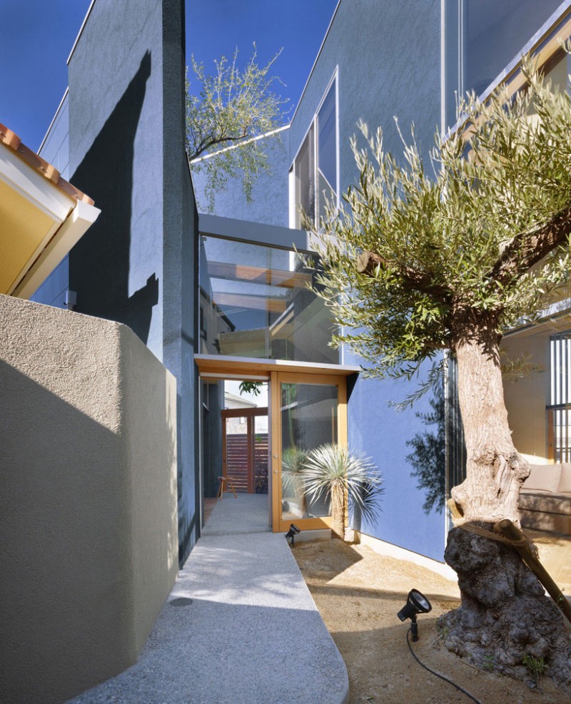 House in Uenoshiba by Fujiwaramuro Architects-1