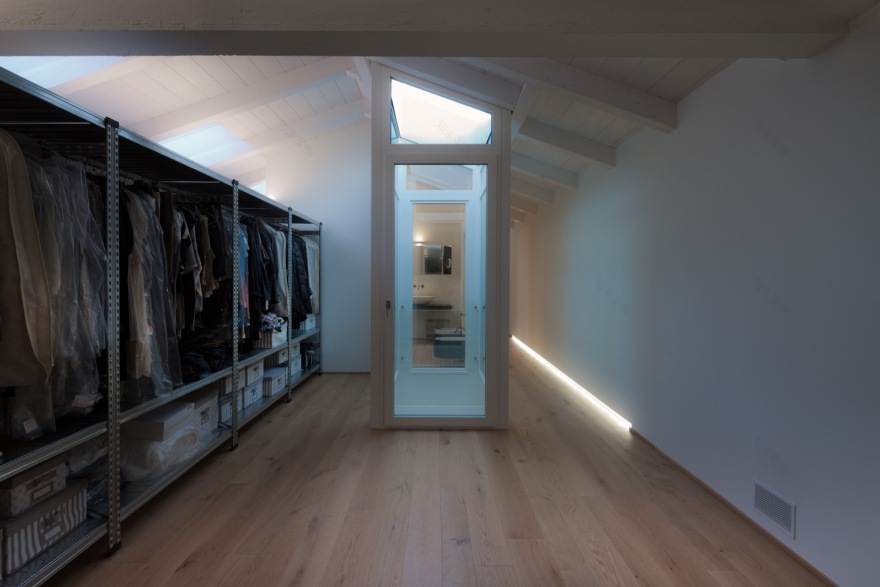 意大利 Treviso 郊区“T”形住宅设计-68