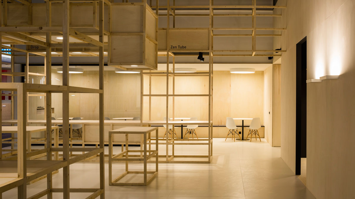 04 22 STAND ARKOSLIGHT EN LA FERIA LIGHT   BUILDING 2016 DE FRANKFURT-9