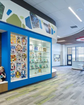 Missouri 小学 HopewellElementary 绿色环保学习空间