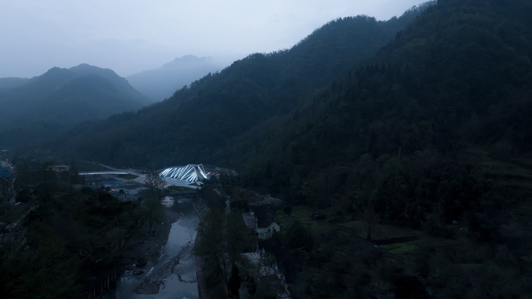 彭州市白鹿镇露天音乐厅,四川 / 成都市建筑设计研究院有限公司 + 奥地利R&P建筑有限公司-14