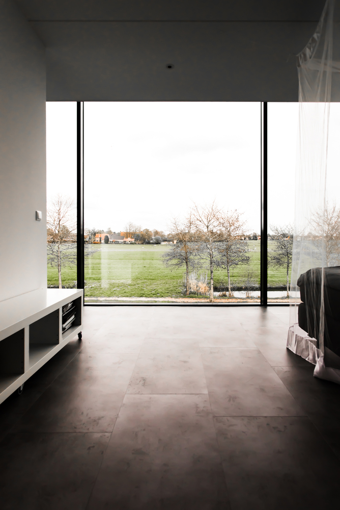 荷兰海伦文现代别墅,开放式设计、自然光与水景交融-56