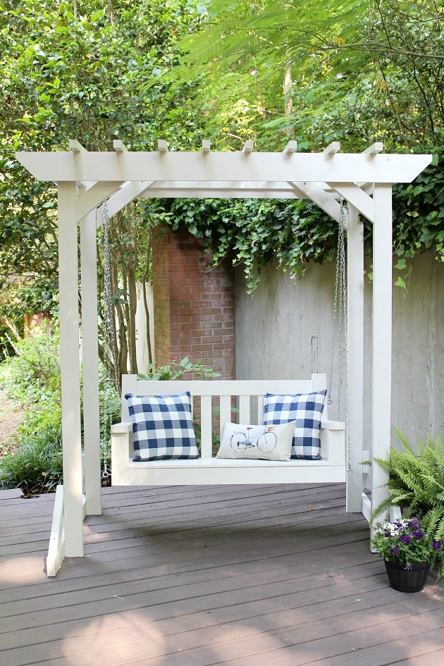 Porch Swing Plans For Wonderfully Relaxing Afternoons-9