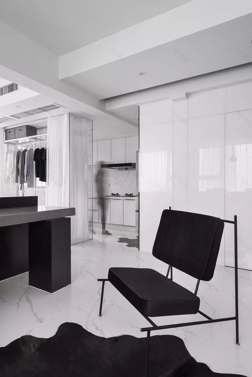 48 平米小户型秒变 100 平,现代风格设计展现空间魔法-20