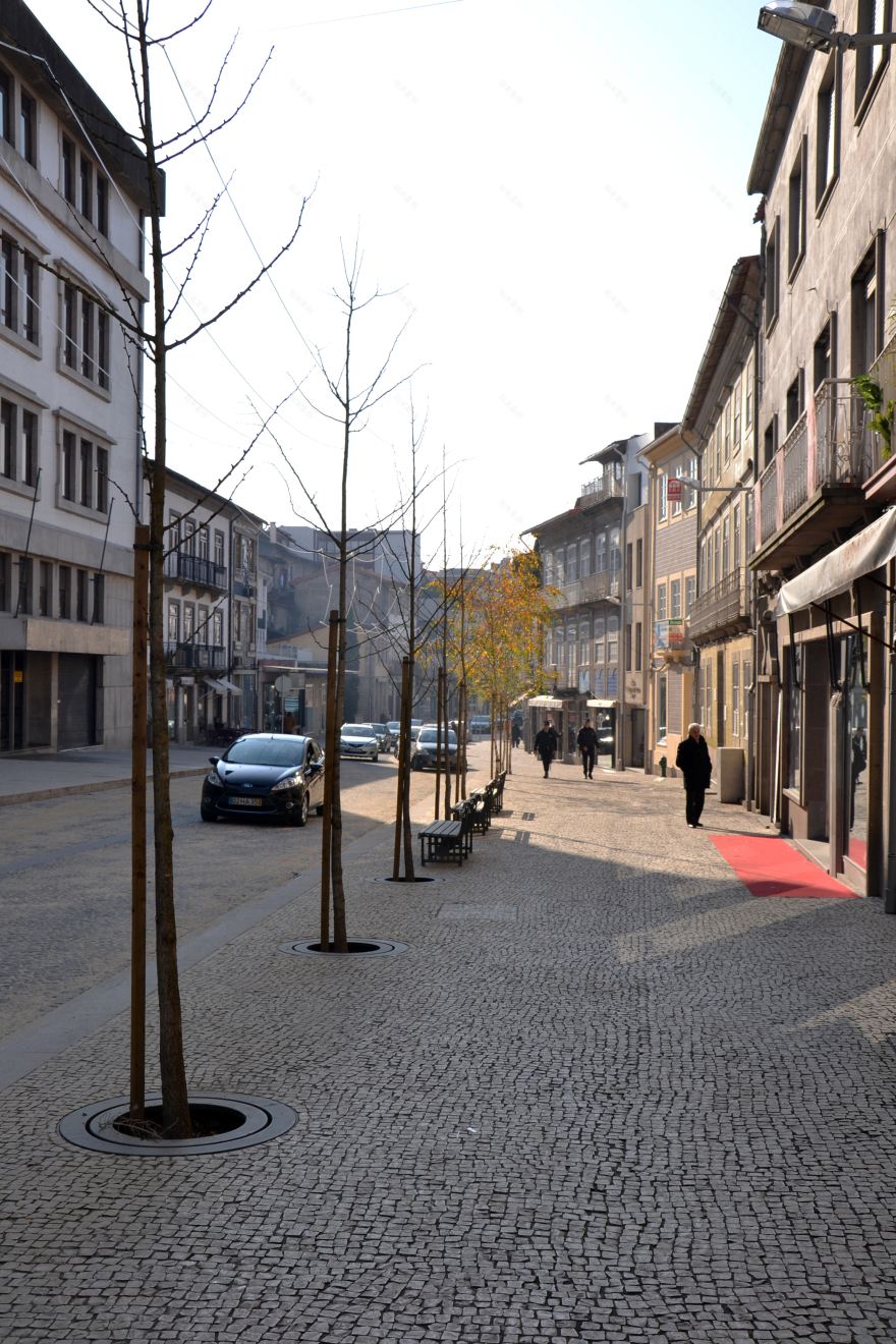 普拉亚杜图拉尔,圣达马索林荫大道和圣安东尼奥街城市更新项目丨葡萄牙丨米尼奥大学建筑学院研究中心等-81