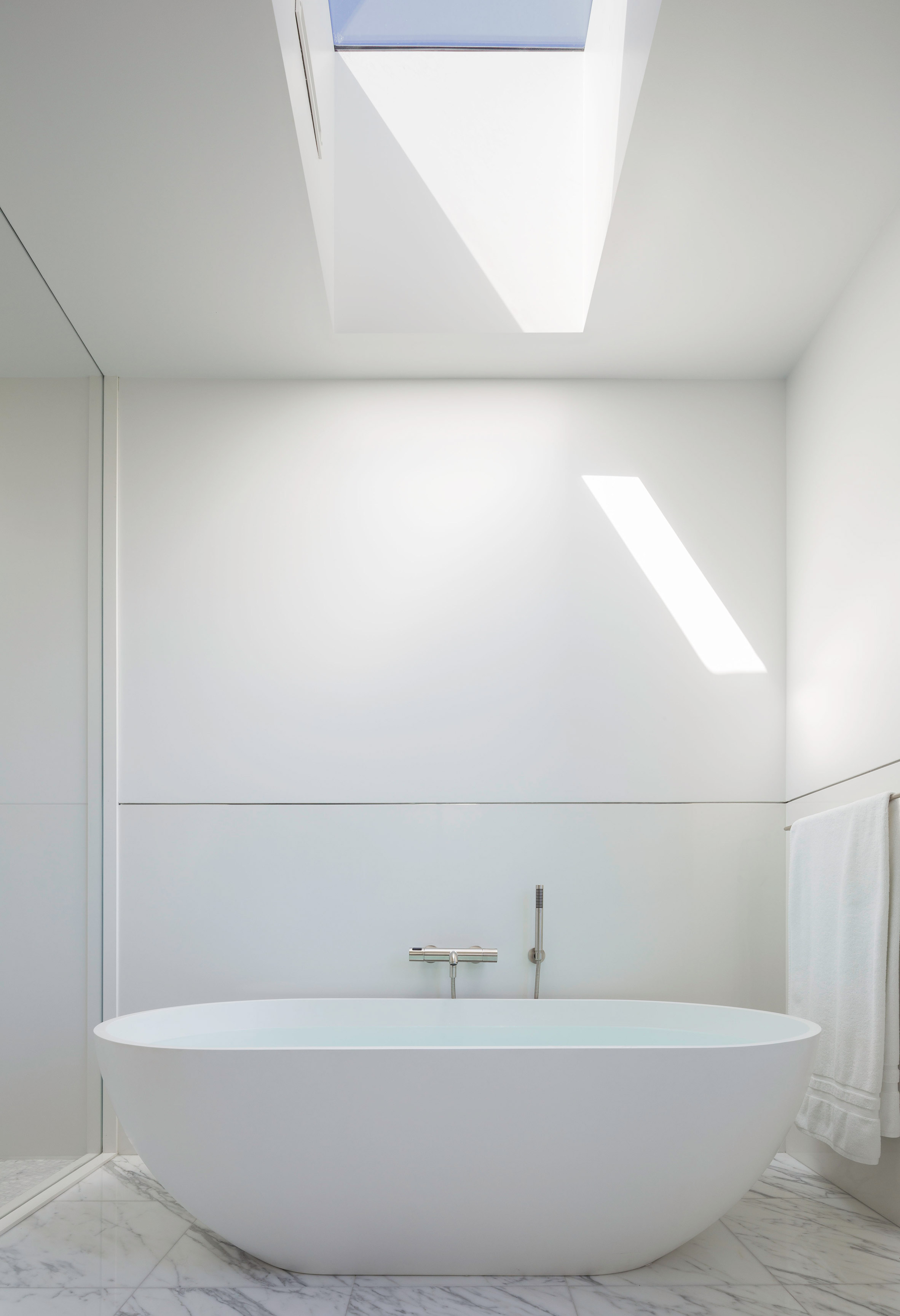 Hamptons house by Deborah Berke Partners contains two workout areas-20