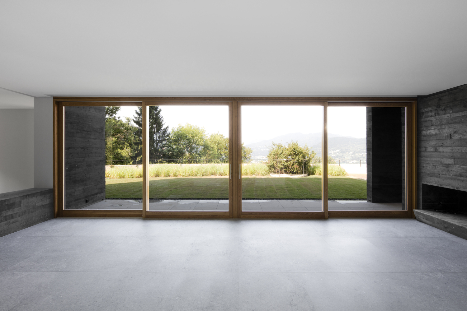 瑞士卢加诺湖畔岩石别墅-59