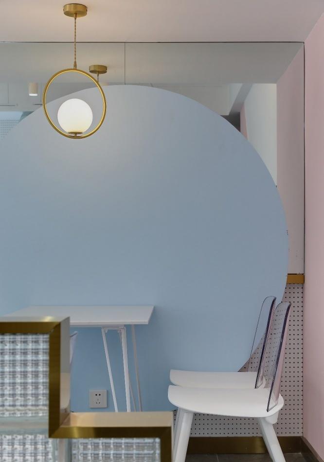 老城区中的精致三石米蛋炒饭馆-18