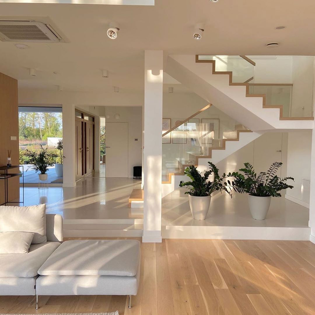 现代简约透亮别墅设计-6