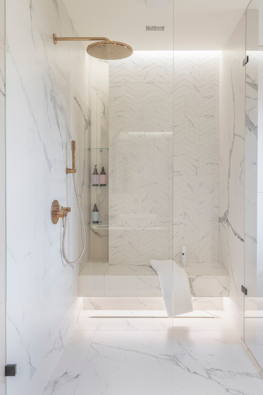 Eklektyczne wnętrza willi w podwarszawskim Konstancinie - projekt nieruchomości z rynku wtórnego - PLN Design-5