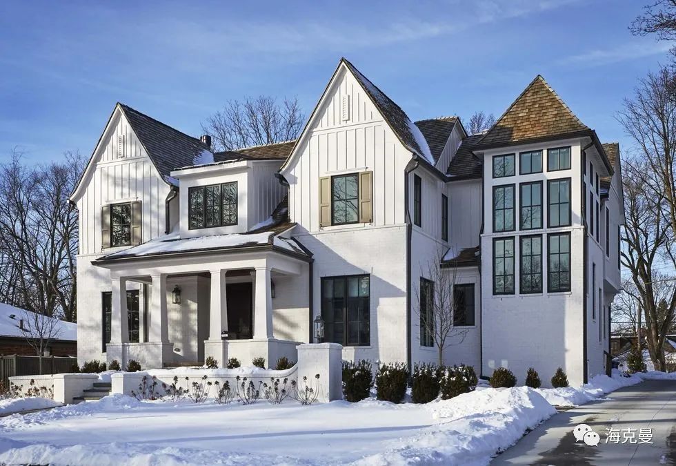 封面故事：丈夫喜欢极简，妻子爱繁复装饰？Hickory Chair 休闲椅一次满足两个愿望！-17