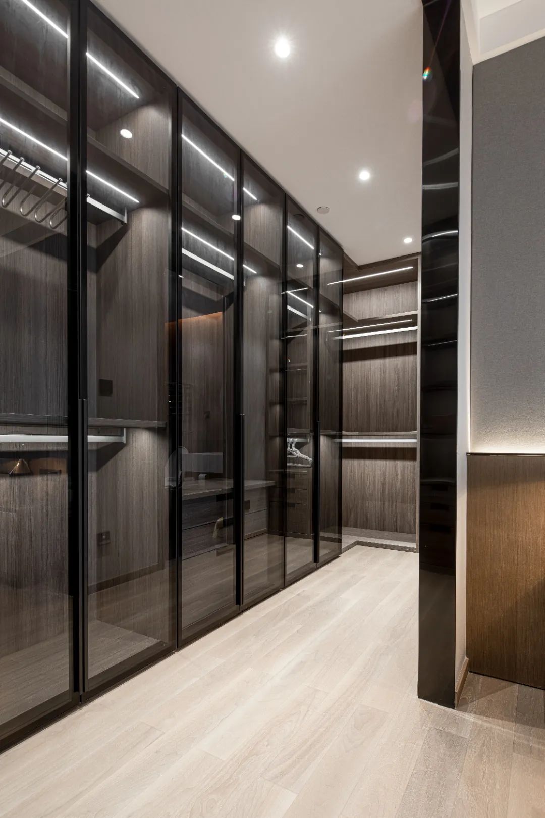 东莞万科皇马郦宫简约大平层设计丨中国东莞丨DP设计-58