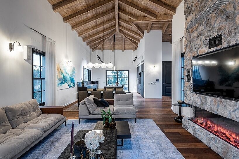 A Taste of Europe Nestled in the Med: An Israeli Home with a European Touch-2