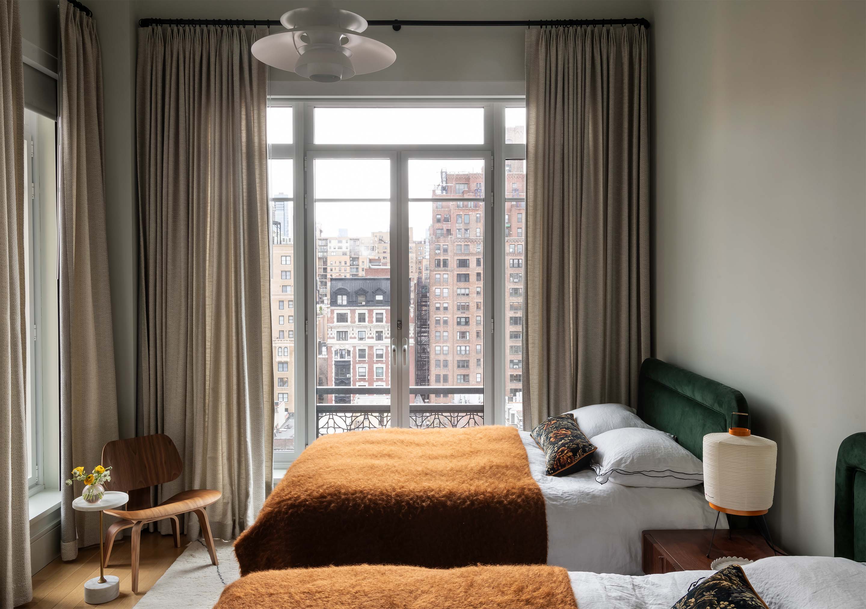 家外之家；宾至如归的地方 （注：此表达在日常中有固定含义，两种都较常用且贴合，严格按只提供唯一答案的要求，此处可选用家外之家）

最终翻译：家外之家丨GhanaUpper West-40