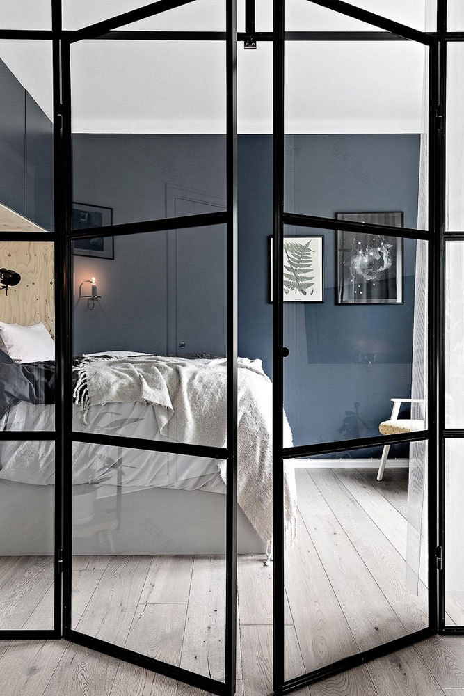 瑞典创意小公寓设计 | 玻璃墙与蓝色元素-8