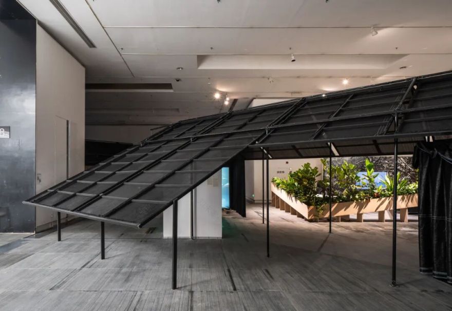 屋顶聚落|“我们的目光:艺术、人类学与亚洲映像”空间展陈设计-19