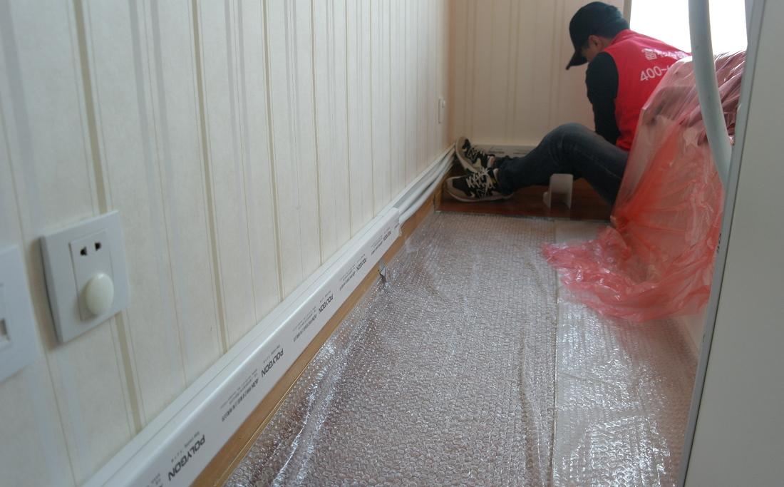 
上海浦东新区康桥路明装暖气片安装效果图 -8