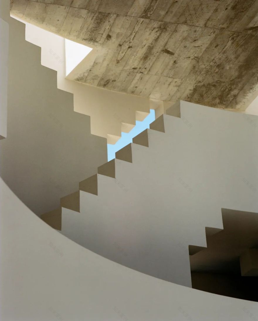 Divinity / 建筑的情绪-30