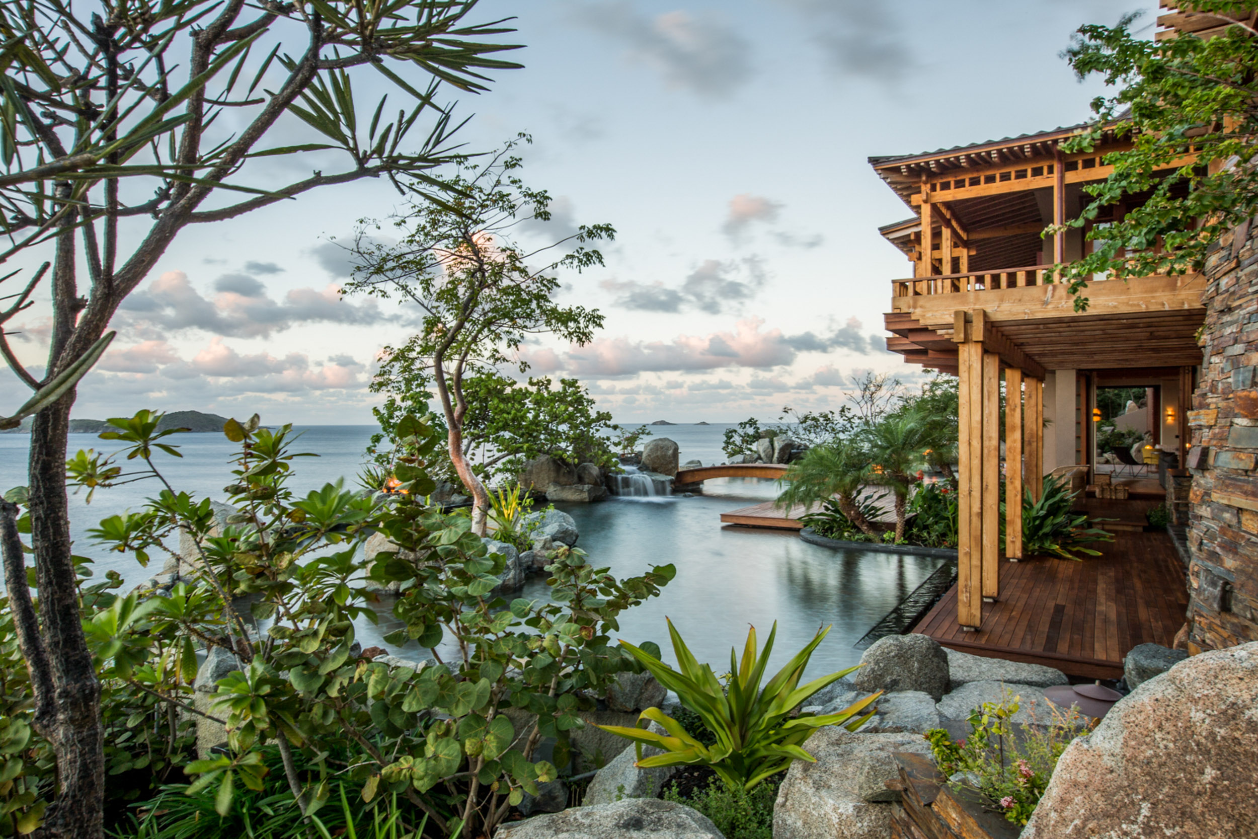 Kurisu International-0