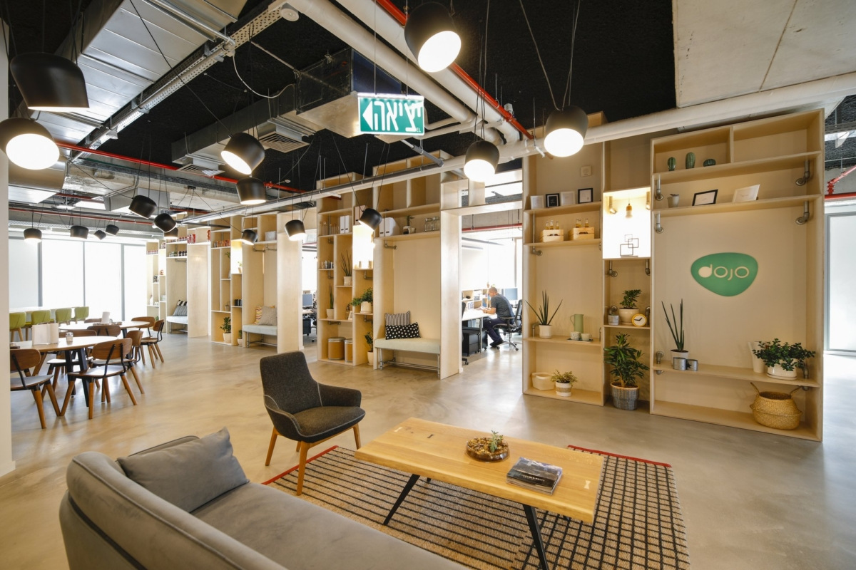 温馨智能家居办公空间-12