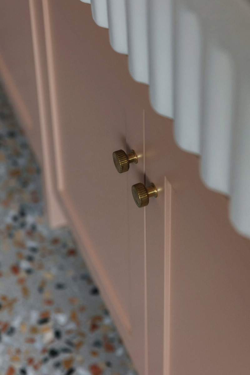 伦敦 19 世纪独特色彩家居，历史韵味与现代气息的完美融合-9