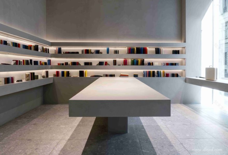极简大师 John Pawson 打造 Valextra 米兰旗舰店-31