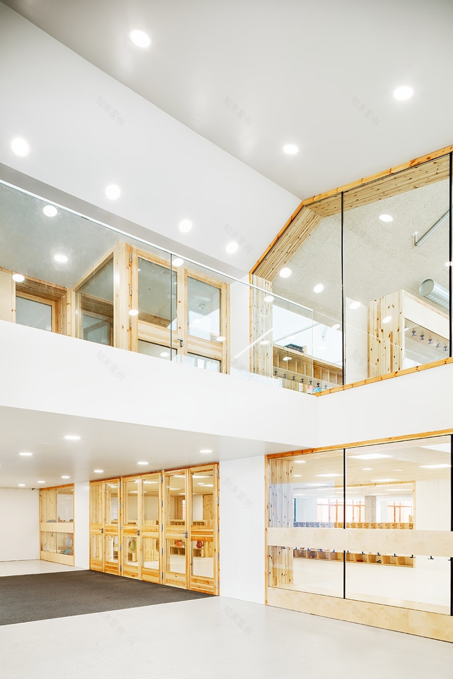 灵活多变的空间魔法,西班牙幼儿园蜕变重生-42